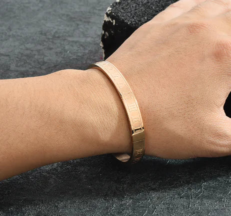 Bracelet, Bangle, Jewelry